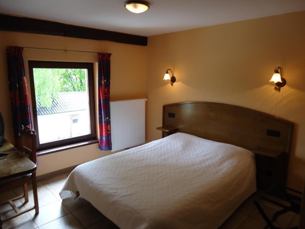 Hotel La Cremaillere Bras-Haut Room photo